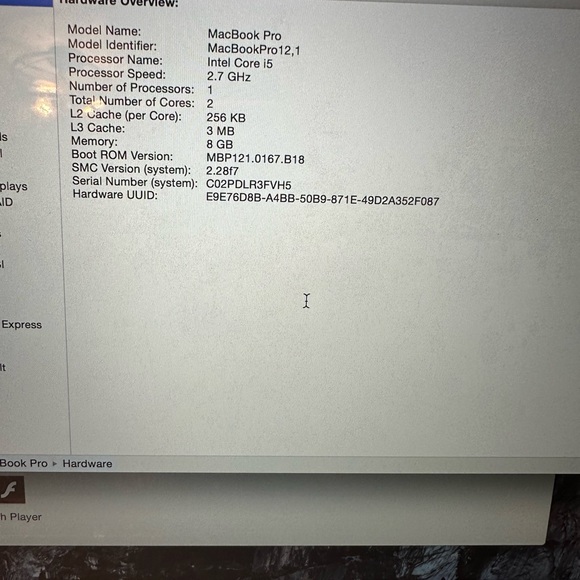 MacBook Pro - Picture 3 of 4